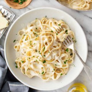 Fettuccine Alfredo Pasta